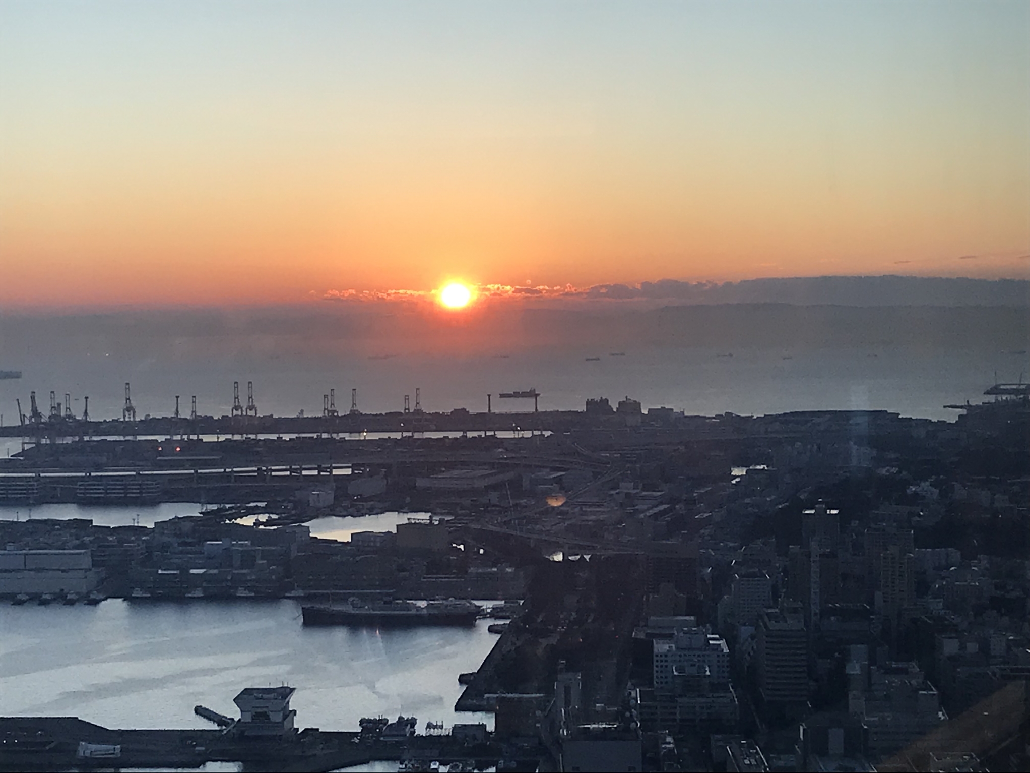 横浜みなとみらいの初日の出